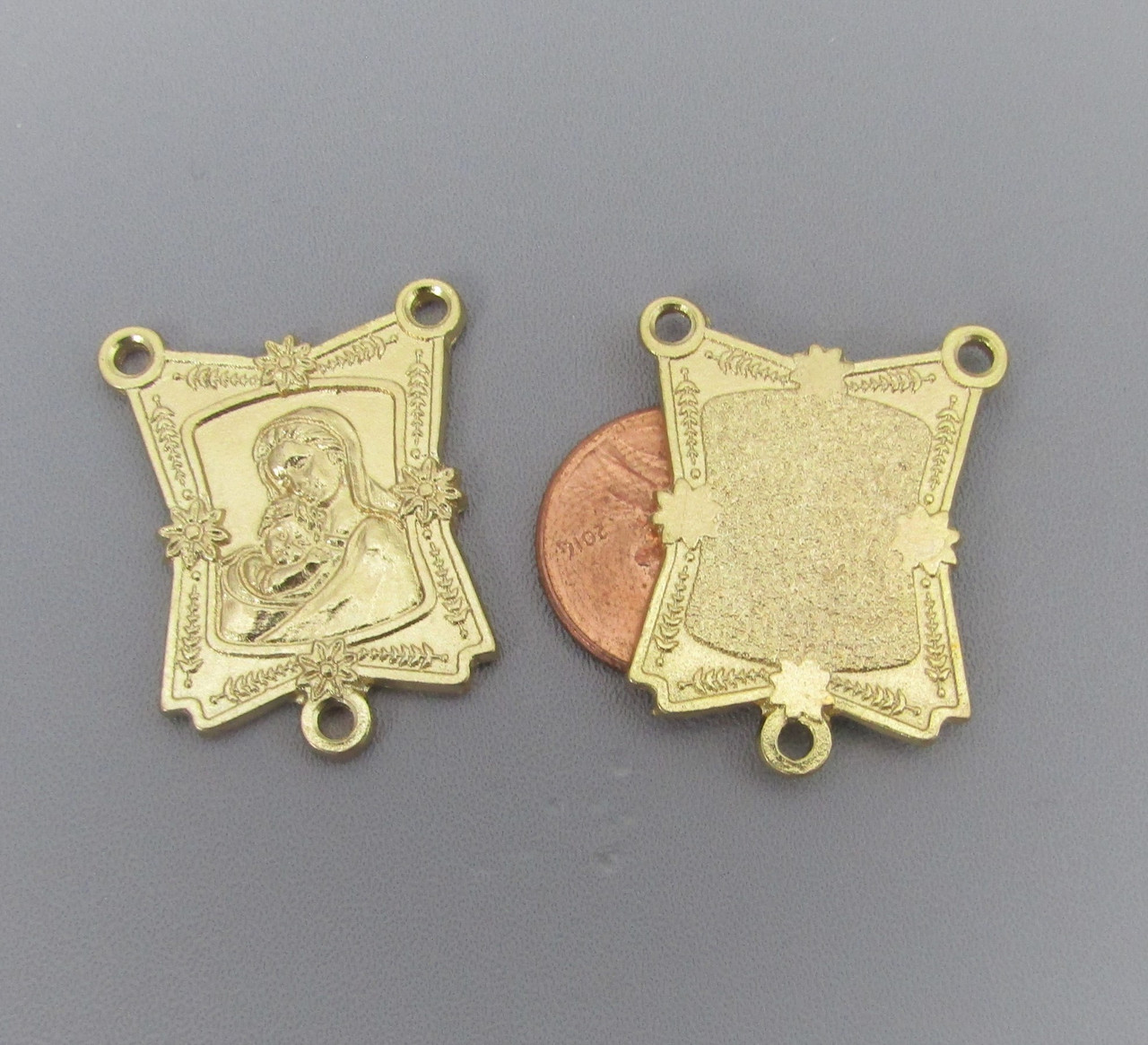 Square Flare Madonna & Child Rosary Center GOLD