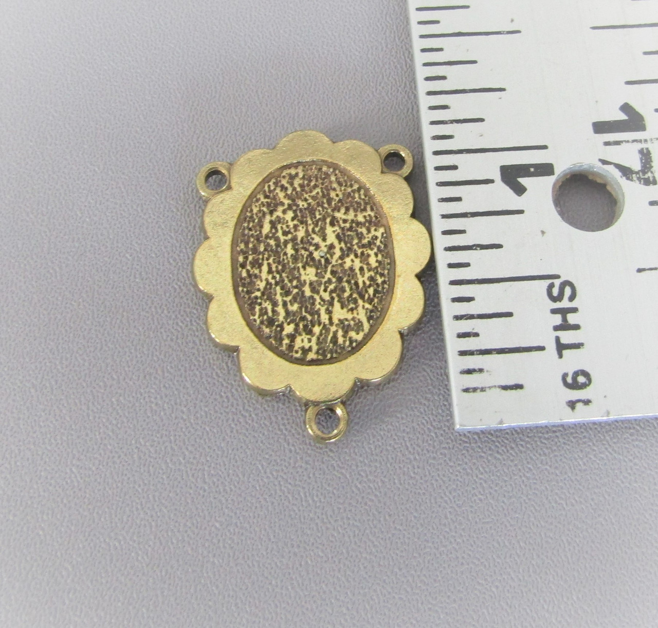 Lady Fatima Scallop Rosary Center BRONZE