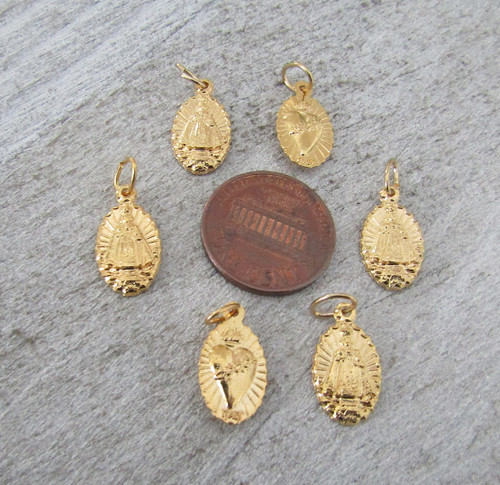 Infant Prague Holy Medal SMALL Gold ~ Lot 6