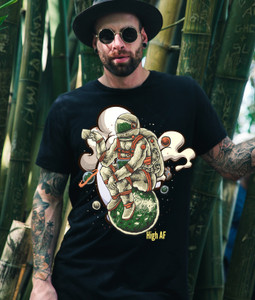 Planet sitting while sipping coffee Orr tea high AF