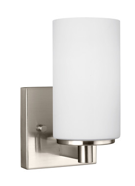 Generation Lighting - 4139101EN3-962 - One Light Wall / Bath Sconce - Hettinger - Brushed Nickel