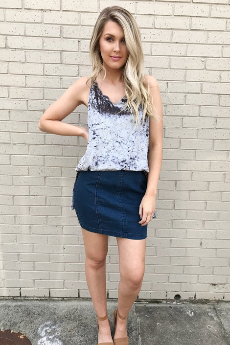 Adele Scalloped Velvet Top in Platinum