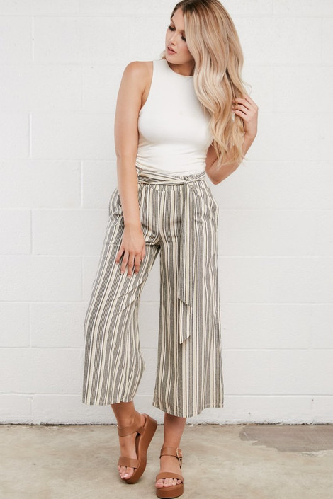 Darcie Striped Linen Cropped Pants in Navy+Tan