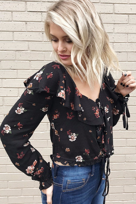 A Bed Of Flowers Top in Black