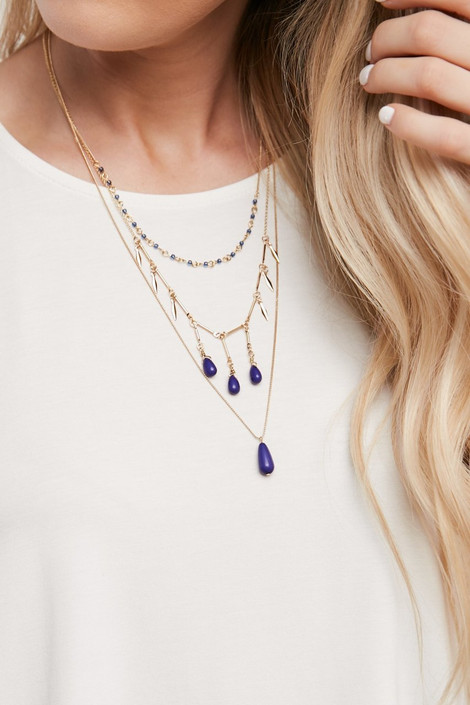 Arianna Layered Pendant Necklace in Purple