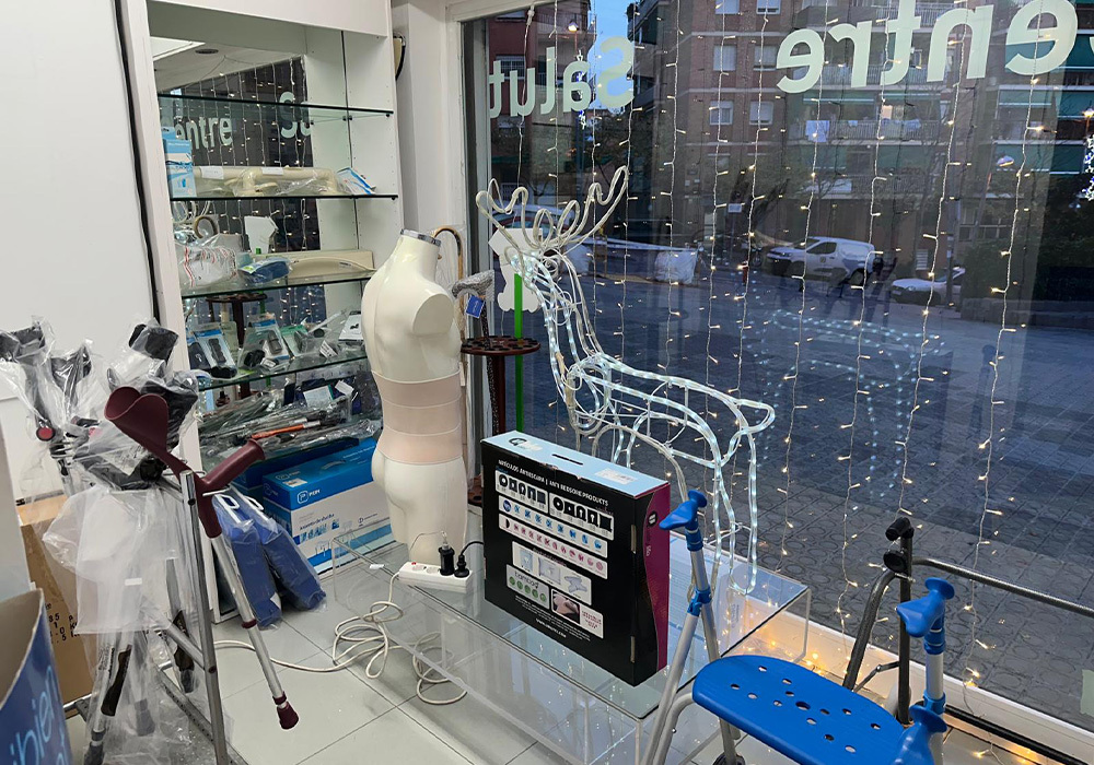 Productos de ortopedia de la farmacia la salut en Badalona