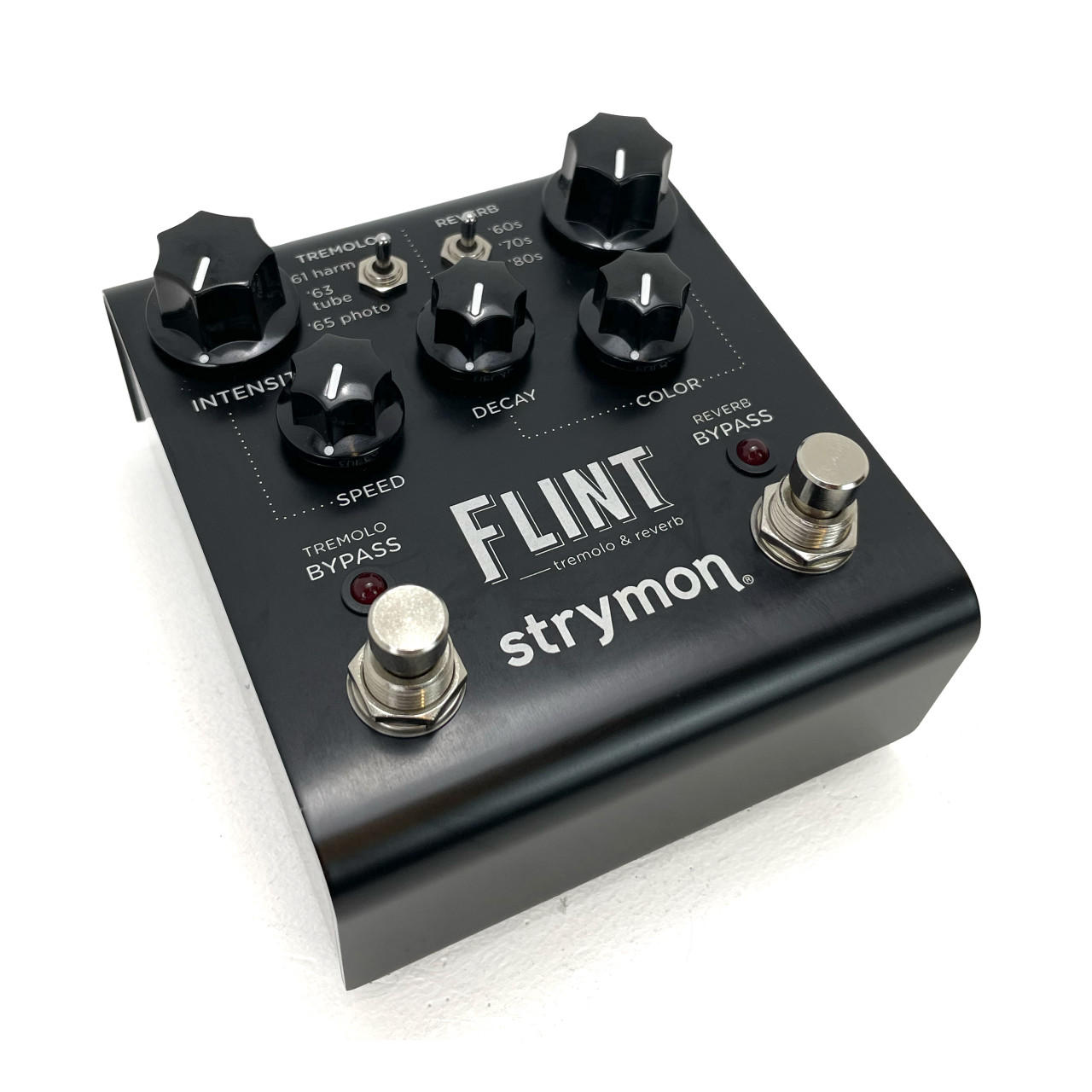 Strymon Flint V1 Tremolo and Reverb Pedal w Black Knobs (pre-owned