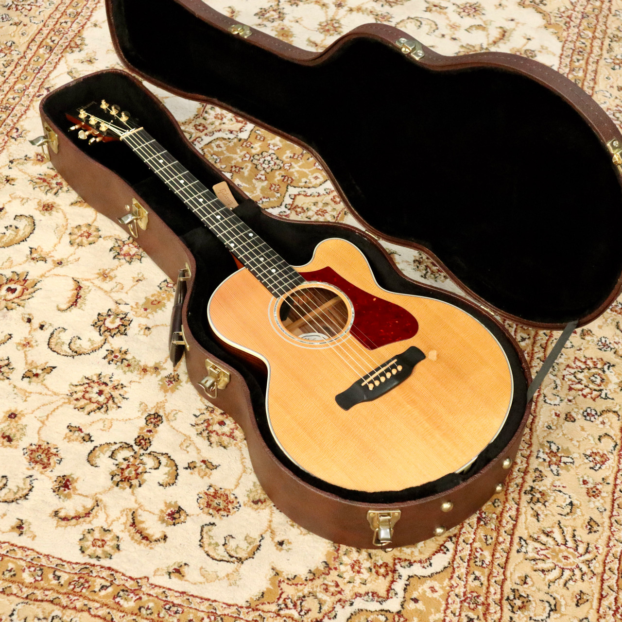 gibson ギブソンアコギ用 純正ブラウンハードケース 中古美品 ギブソン 
