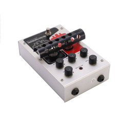 Electro Harmonix Hot Tubes Overdrive Effects Pedal with