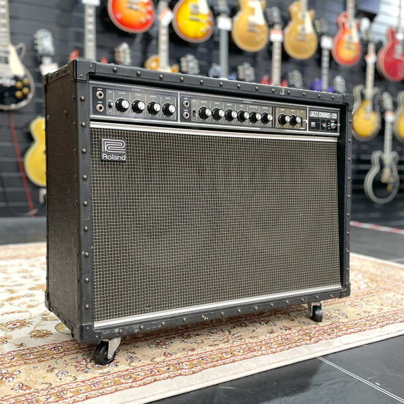 Roland JC-120 Jazz Chorus Combo Amp (pre-owned)