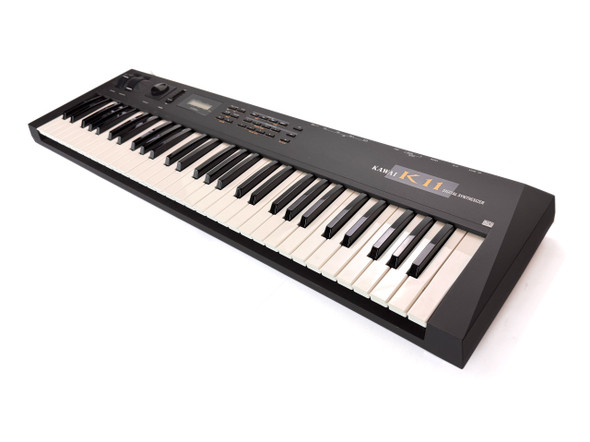 Kawai K11 Digital Keyboard Synthesizer with Hardcase (pre-owned)