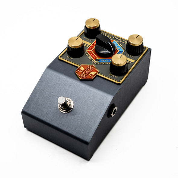 Beetronics Pollinator Hazee Delay - Modulated Delay Texture Effects Pedal 