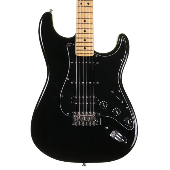 Fender American Special HSS Stratocaster, Maple Neck, Black  (pre-owned)