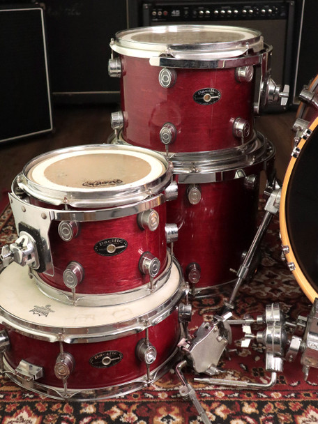 Pacific All Maple Shell Pack in Red (pre-owned)