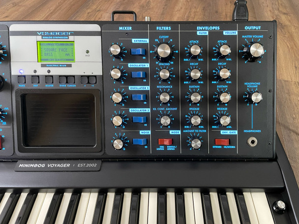 Moog Minimoog Voyager Electric Blue Edition Analogue Synthesizer (pre-owned)