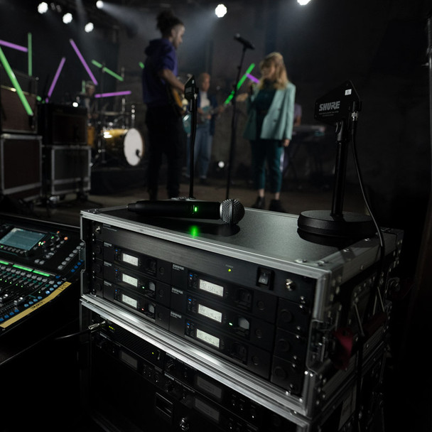Shure GLXD24+/SM58 Dual Band Digital Wireless Vocal Microphone System 