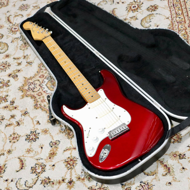 Fender American Standard Stratocaster Left Handed, Candy Apple Red, EMGs & Hard Case (pre-owned)