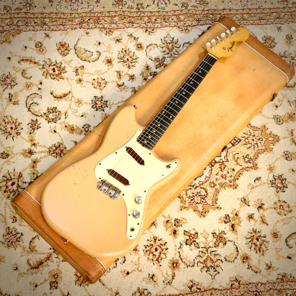 Fender 1960 Duo Sonic Electric Guitar, Desert Sand with Case (pre-owned)