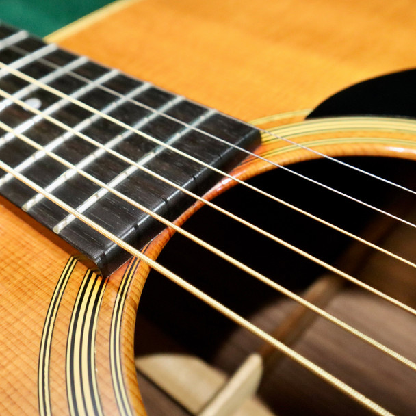 Martin D-28 Acoustic Guitar, Natural with Hard Case  (pre-owned)