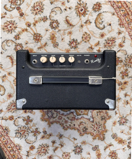Fender Rumble 15 V3 Bass Guitar Amplifier (pre-owned)