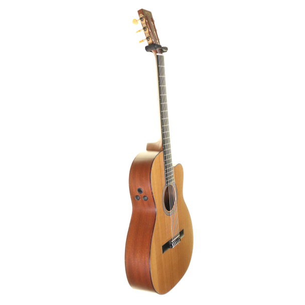 Martin 000C Nylon Electro-Acoustic Guitar, Natural with Hard Case (pre-owned)