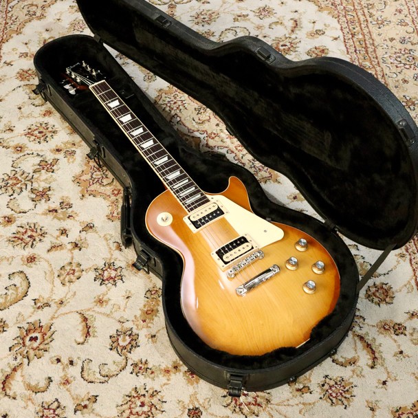 Gibson Les Paul Classic Electric Guitar, Honeyburst w/ Hard Case (pre-owned)
