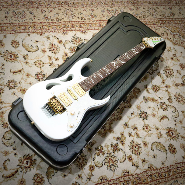 Ibanez PIA3761 Steve Vai Electric Guitar, Stallion White with Hard Case (pre-owned)