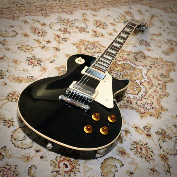 Gibson 2016 Les Paul Standard Electric Guitar, Ebony with Case (pre-owned)