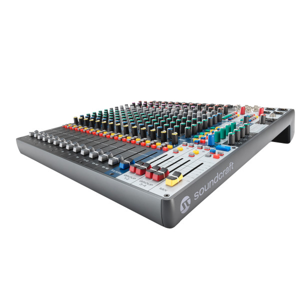 Soundcraft Signature Plus 16 Engineer Bundle 