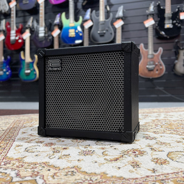 Roland Cube 80X Guitar Amplifier Combo (pre-owned)