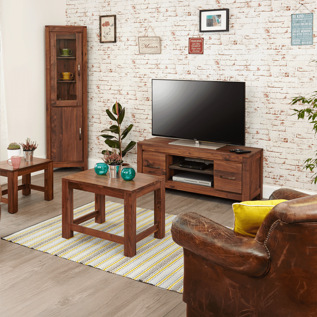 Mayan Walnut