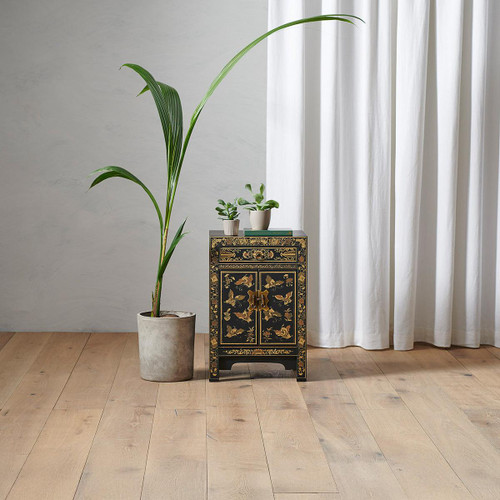 The Nine Schools Qing Black and Gilt Small Cabinet NS40203 The Nine Schools Qing Black and Gilt Small Cabinet NS40203