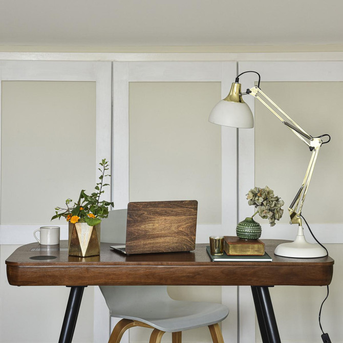 NuHolme Office Walnut Smart Desk With QI Wireless Charger, Bluetooth Speakers and USB Ports NUH001-WD