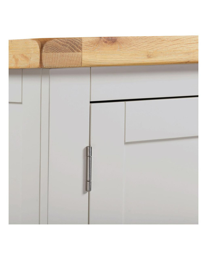 Hampton Pebble Grey 2 Door 1 Drawer Wardrobe HG100-101-230, close-up of white wardrobe doors with wooden top and metal hinges.