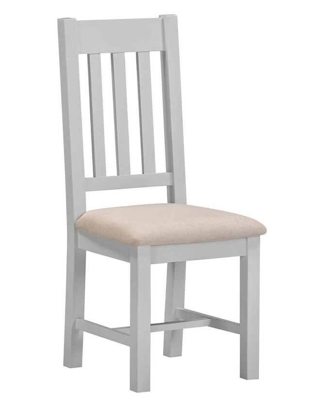 Hampton Pebble Grey Slatted Chair (Box of 2), a modern outdoor dining chair with a slatted backrest and a cushioned seat in beige fabric.