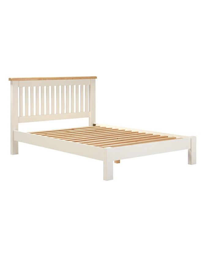 Hampton Ivory 4'6" Bed Low Foot End HI200-203-133, a white wooden bed frame with a natural wood top rail and slatted base for mattress support.