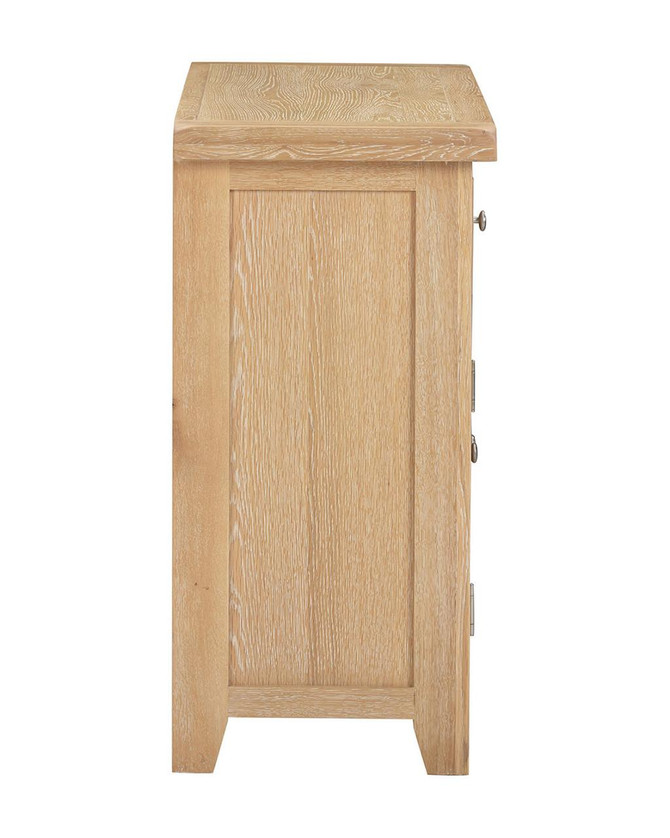 Hampton Oak 2 Door 2 Drawer Sideboard HO400-405-046, wooden sideboard with two doors and two drawers in oak finish.