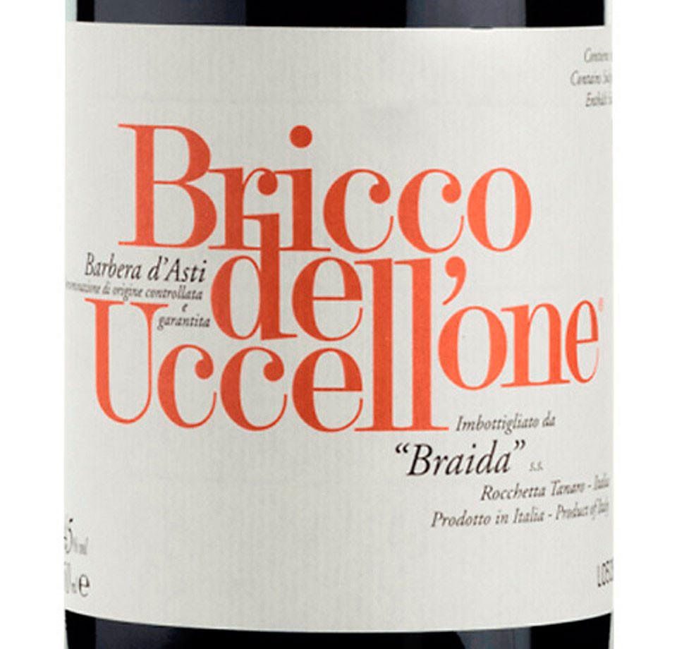 The Braida Giacomo Bologna Barbera d&rsquo;Asti Bricco dell&rsquo;Uccellone 2021 is a bold Italian red wine with rich flavor and historic heritage.