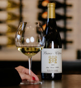 Red, White, or Sparkling Wine: How to Choose the Perfect Wine for Your Holiday Feast