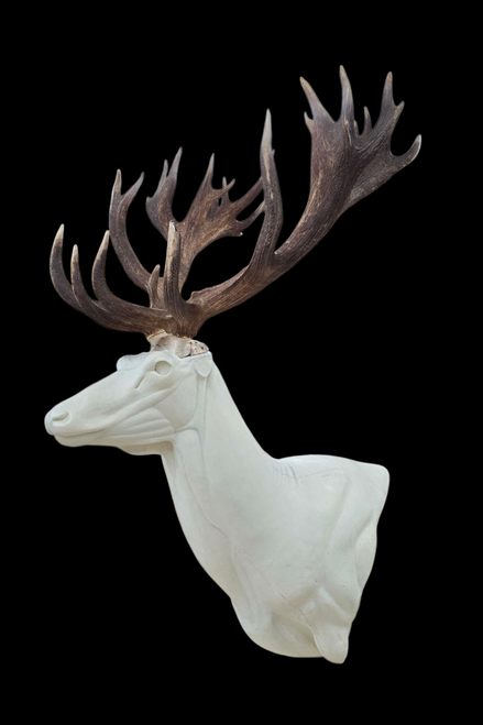 Red Stag straight pedestal