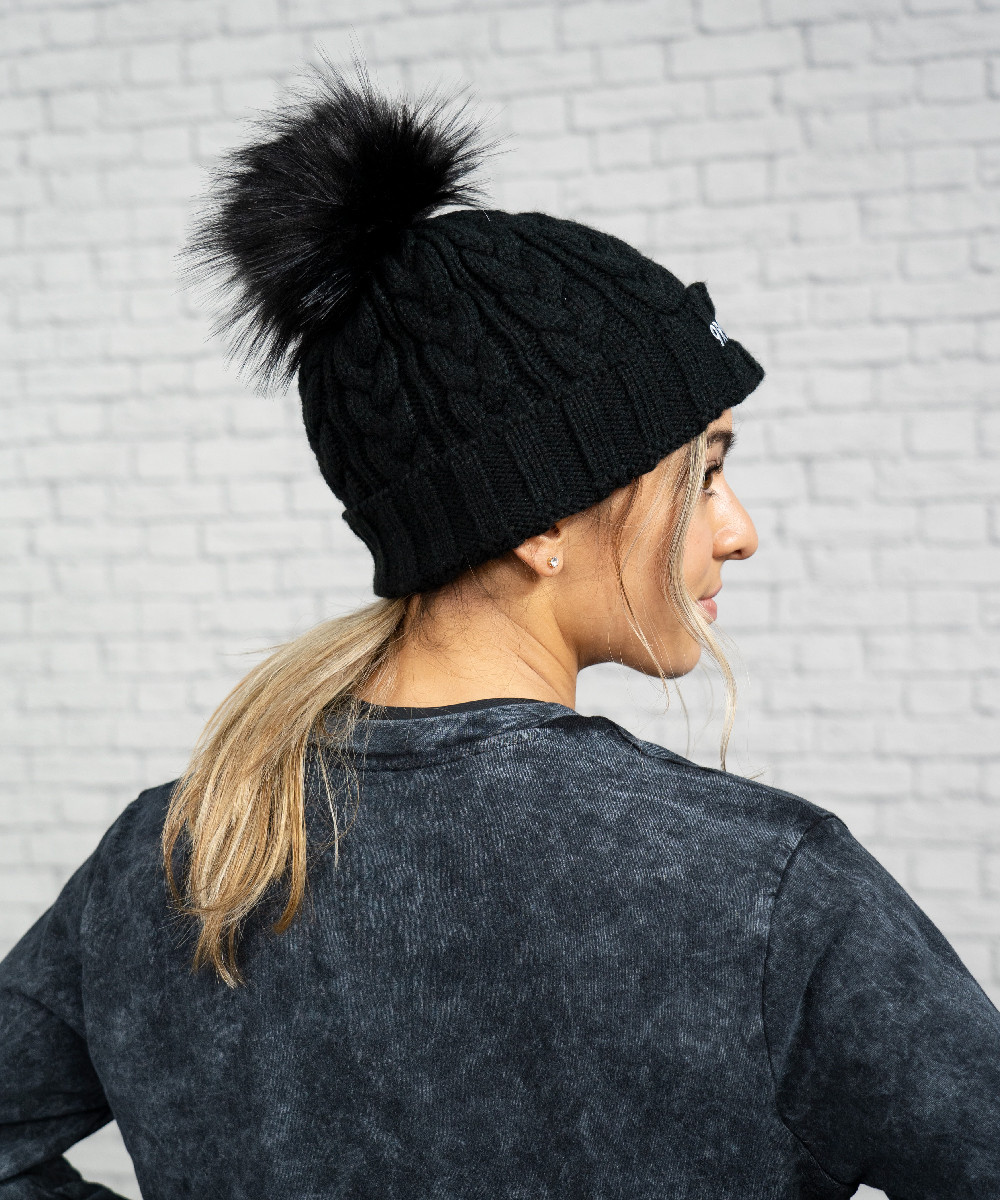 Convertible Cable Knit Pom Beanie | 9Round Kickboxing display picture 2
