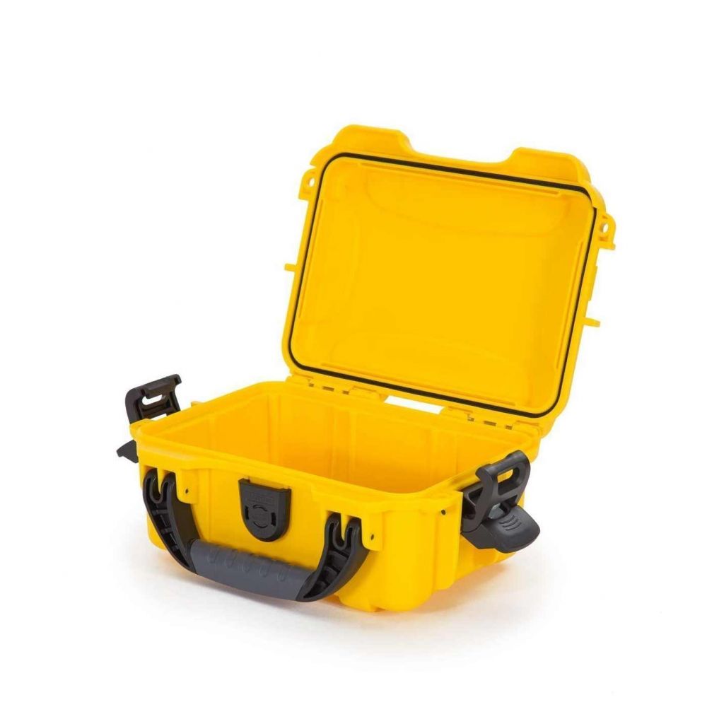 Nanuk 903 Case w/foam Open - Yellow