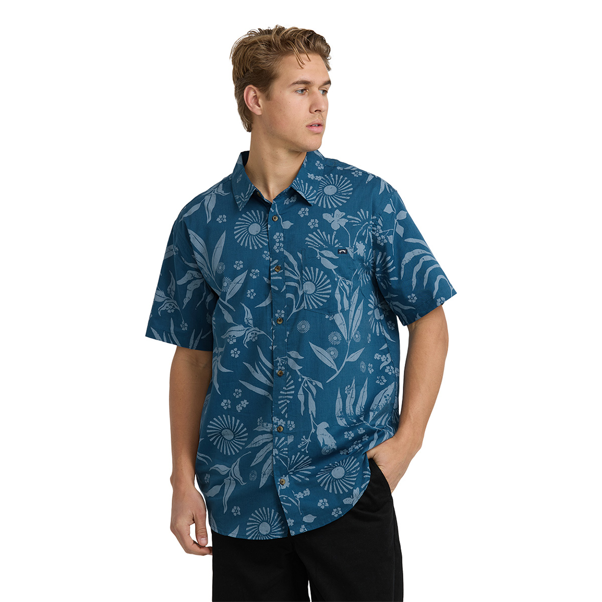 Billabong Sundays Short Sleeve Woven Top (Men’s)