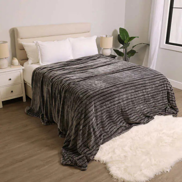 Life Comfort – Jumbo Plush Family Blanket