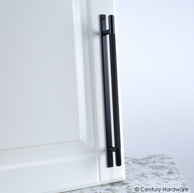 Diamond Knurling 7-9/16'' (192mm) cc Knurled Pull with Backplate