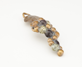 Wine Themes Pull, Grape Vine, Antique White Wash, 4-9/16'' cc 945-AWW