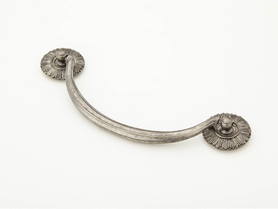 Sunburst Bail Pull with Rosettes, Silver Antique, 5-1/2'' cc 978-SA
