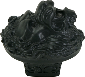Edgar Berebi Lion In Winter Knob In Matte Black Plate 8196-4