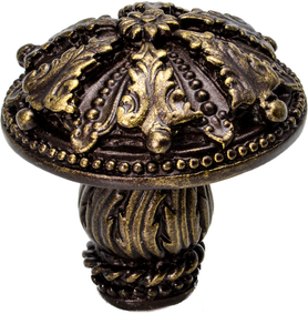 Acanthus large knob Renaissance style with feather scroll foot 1061-3