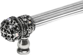 Juliane Grace 22'' cc with 5/8'' reeded center long pull & center brace small finial with clear Swarovski crystals in Chalice. 5709R-9C